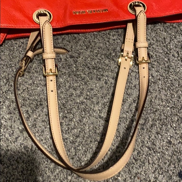 Michael Kors Handbag - Picture 5 of 7